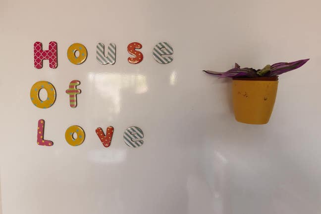 House of Love Large Sunny double bedroom Main Photo