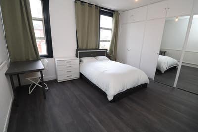 West Hampstead Vibe-2 Massive Modern Rooms(garden) Main Photo