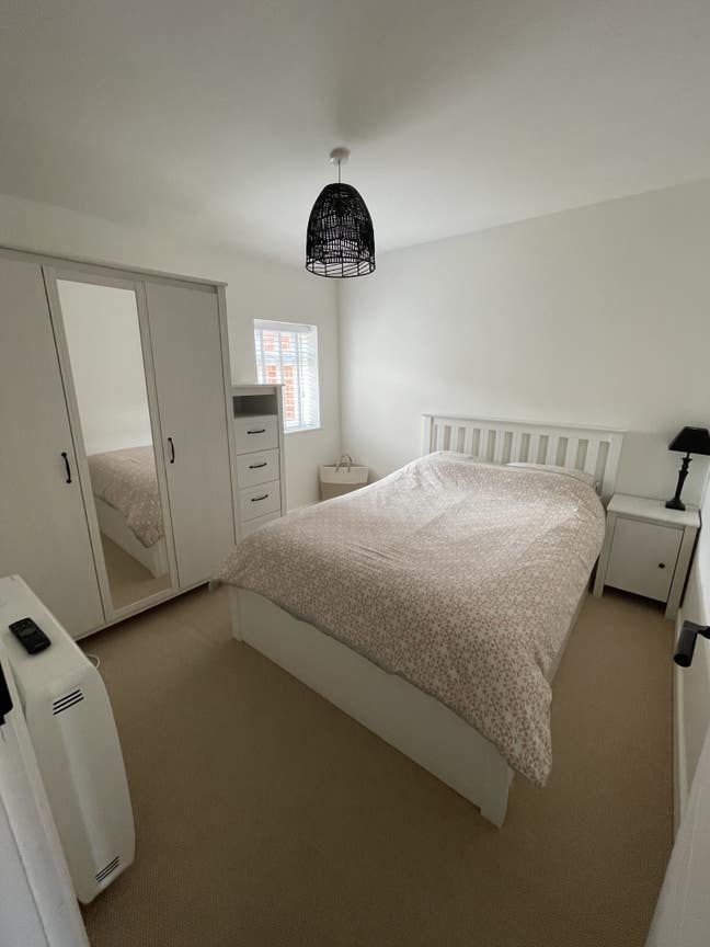 Double room close to Bournemouth train station Main Photo