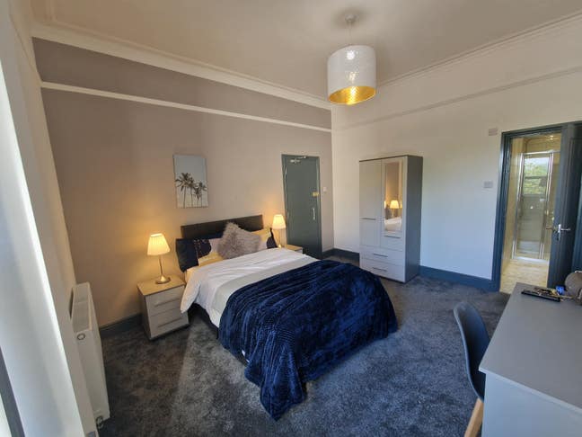 🏡 Modern 6-Bed En-Suite House Share☀️🏡 Main Photo