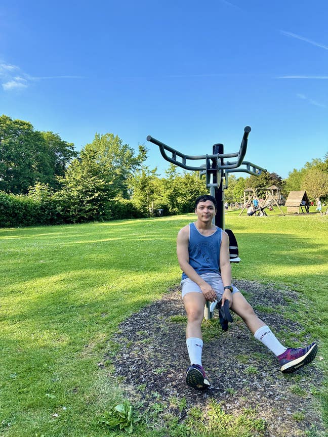 31 professional Main Photo