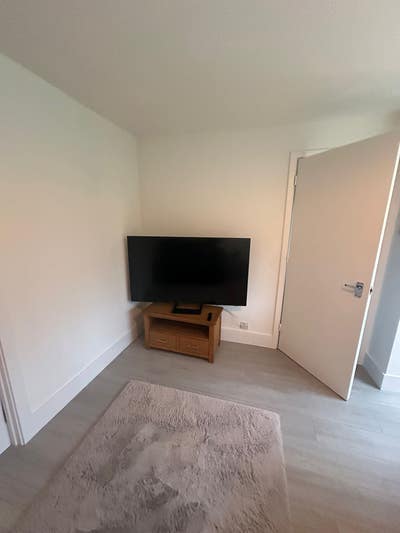 Single room to rent Main Photo