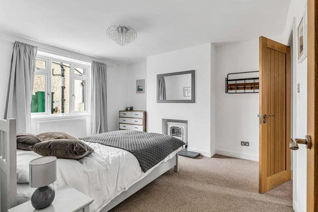 Ensuite double room Main Photo