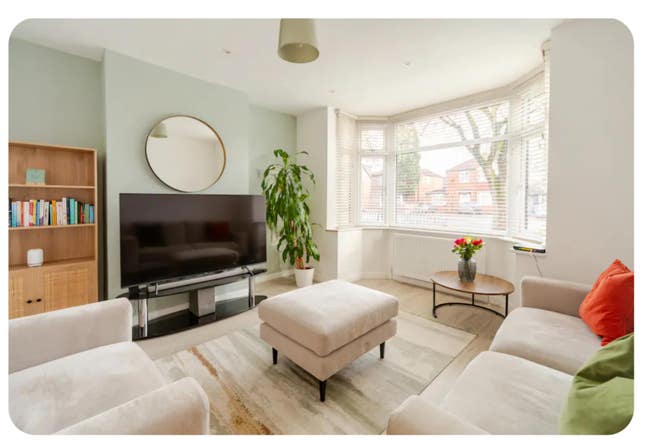 King Bedoom in Beautiful Home in Chorlton Main Photo