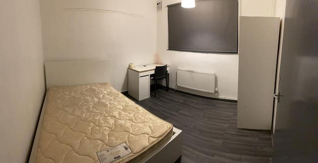 Double Bedroom near Chadwell Heath St! Main Photo