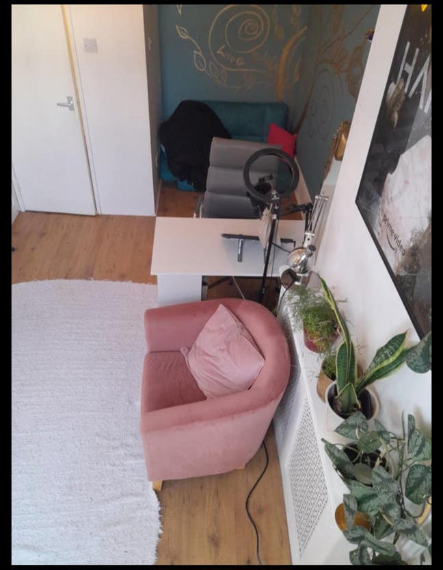 Sunny Self-Contained Studio Available Now Main Photo