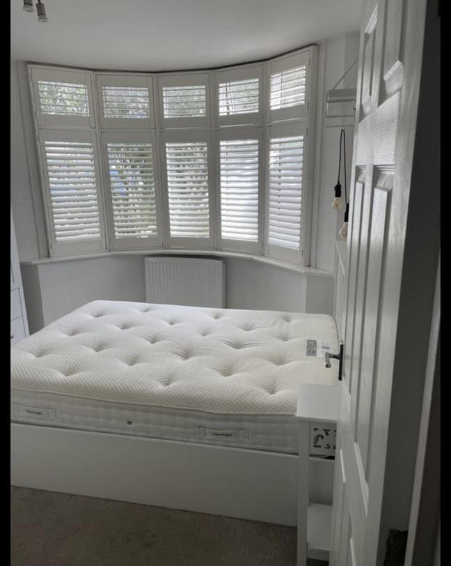 Double room near Streatham Common  Main Photo