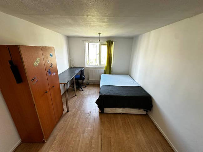 Good size Doub. Room Available for ASAP in N15 Main Photo