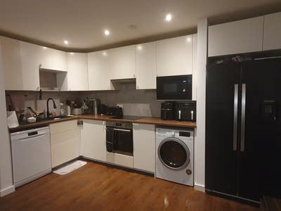 2 bed apartment in Salford Main Photo