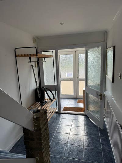 Single room in top area Main Photo