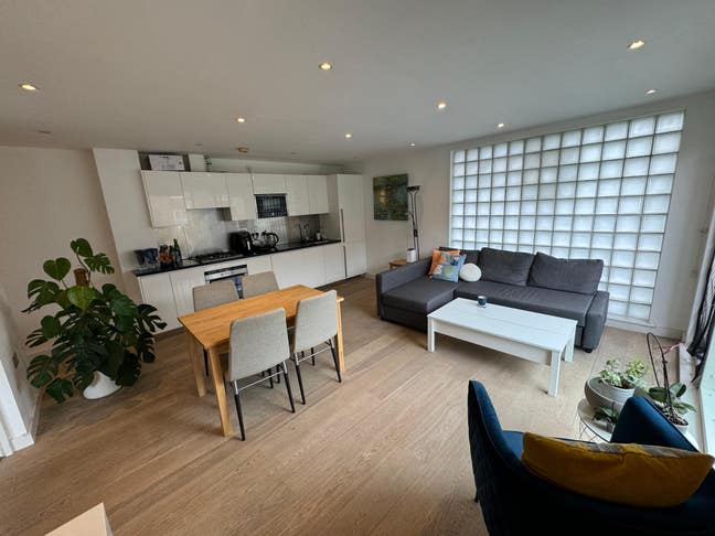 Double Bedroom in Deluxe Flat in Central London Main Photo