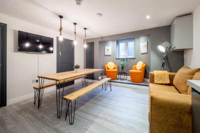 Luxury Room in Northampton - Last Room! Be Fast!   Main Photo