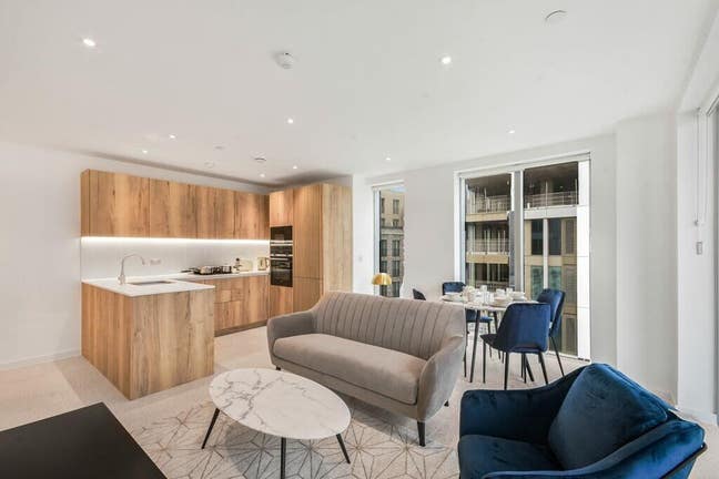 Bright and modern double bedroom in Whitechapel Main Photo