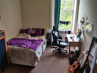 Room for rent  Main Photo