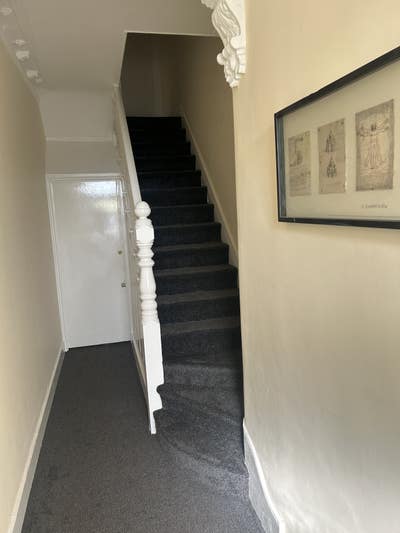 Newly refurbished double room Main Photo