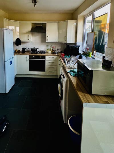 One Furnished Room available in a House for Woman Main Photo