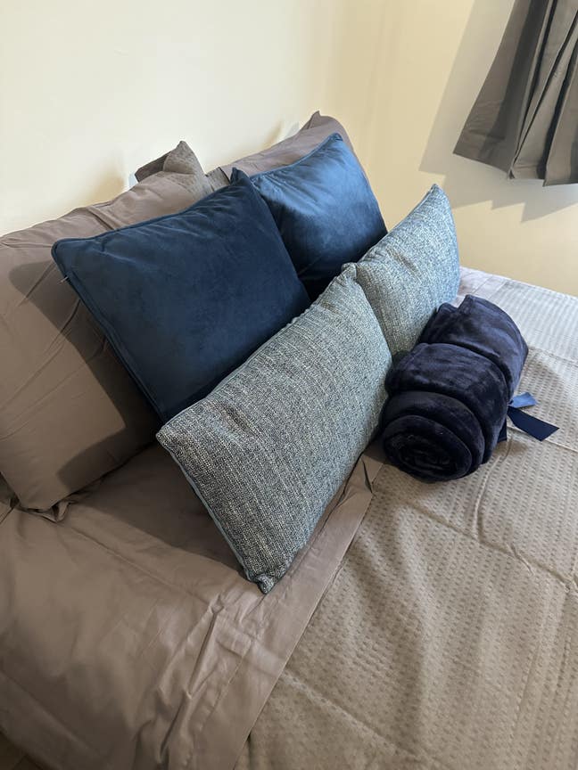 Spacious ensuite double room in central MK Main Photo