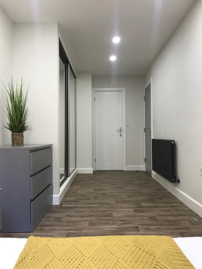 Modern Luxury Large Double En-Suite Room! Main Photo
