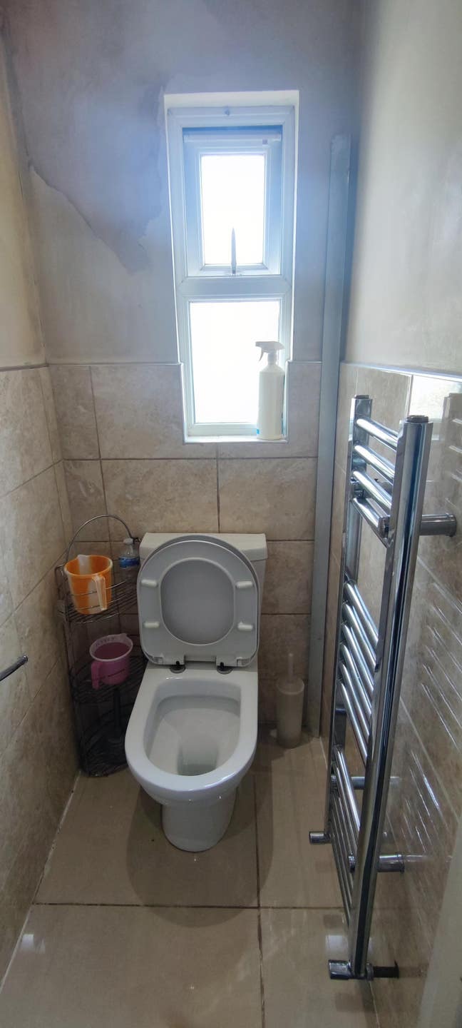 Double room for rent in Hounslow East  Main Photo