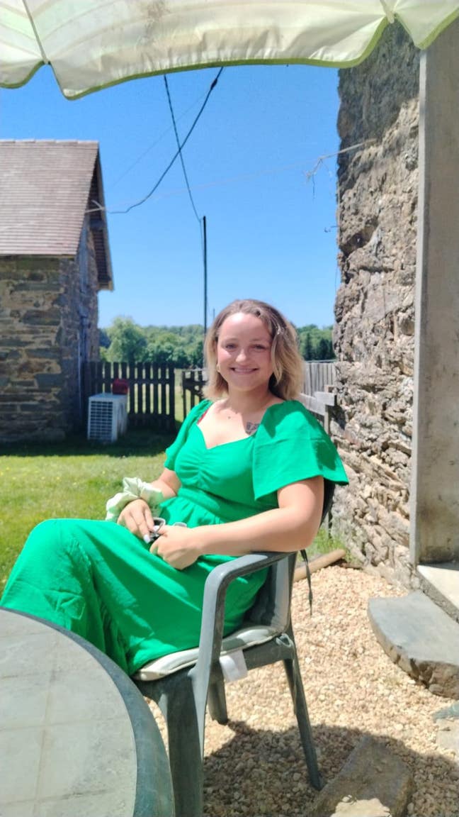 Looking for accommodation in Taunton Main Photo