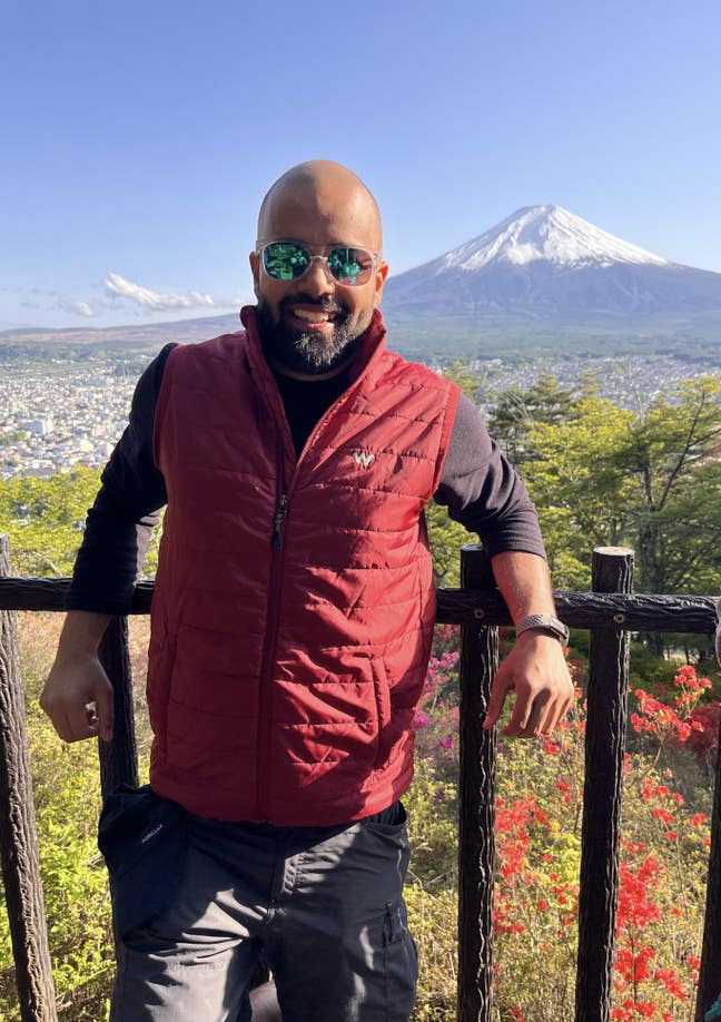 Seeking Long-Term Room near St. Andrew Square Main Photo