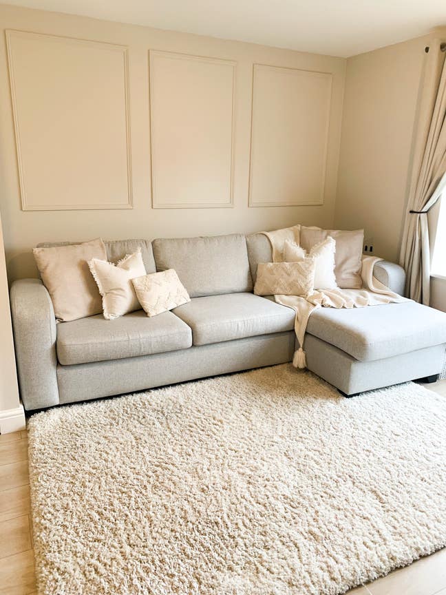 1 single bedroom in a friendly home Main Photo