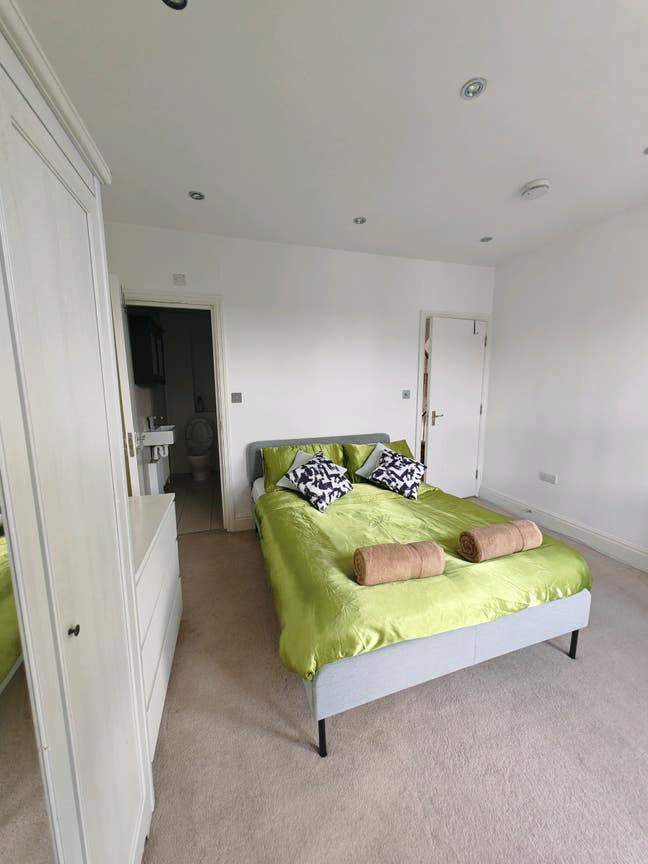 Spacious 3Bedroom Flat Main Photo