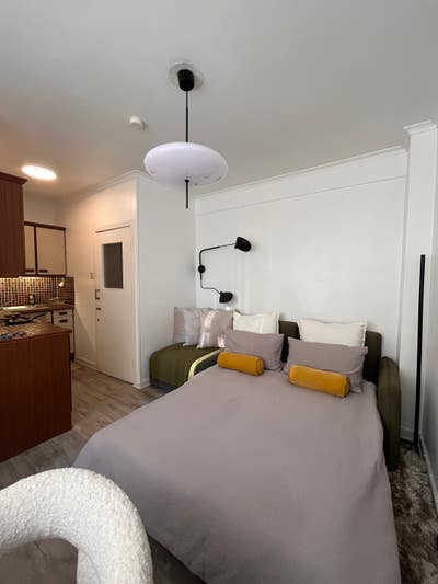 Summer studio flat in Bloomsbury Main Photo