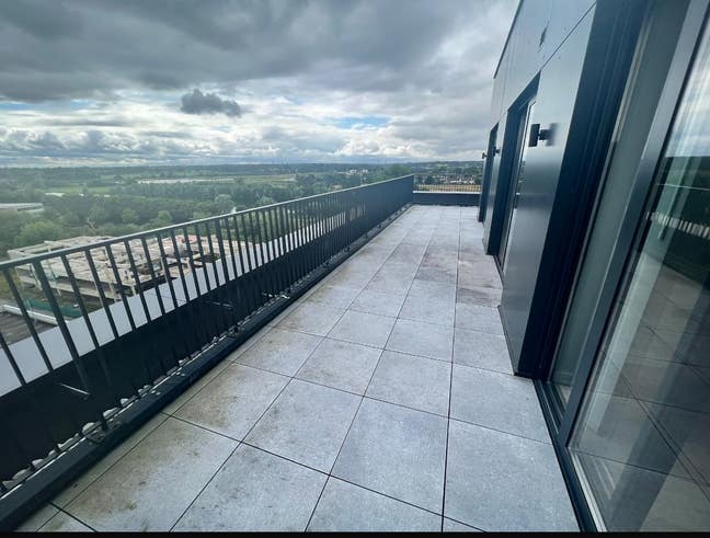 Stunning Double Room in luxury Penthouse Apartment Main Photo