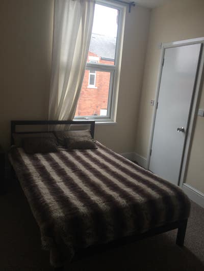 Double Ensuite Room in West Bridgford Main Photo