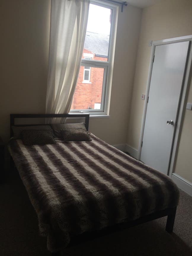 Double Ensuite Room in West Bridgford Main Photo