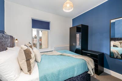  🏡Dbl En Suite Room Coming Available 🏠 Main Photo
