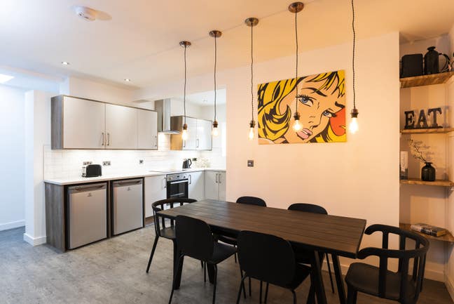 Double En-suite| Low Deposit I Free week rent Main Photo
