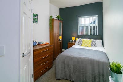 Executive Room In Bolton 🙌 Main Photo