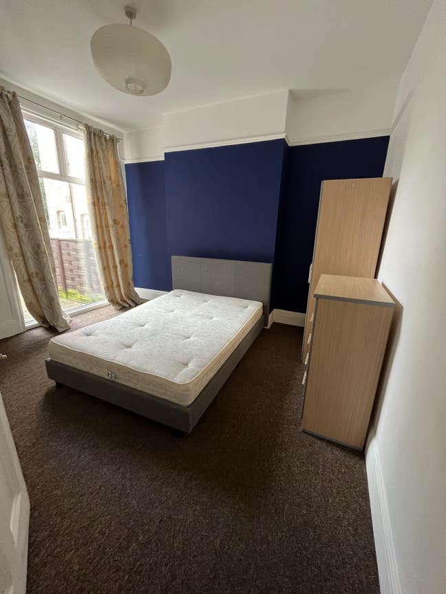 Large Double Room in a BIG house in Haringey! Main Photo