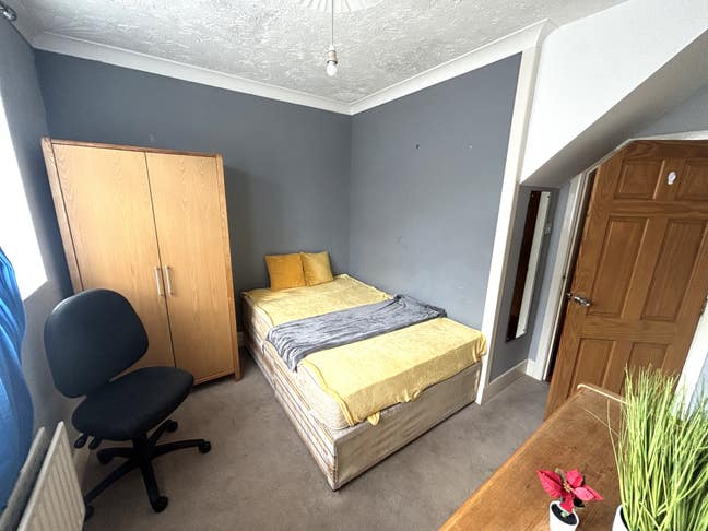 Rooms Close to Talbot Campus No Deposit Available Main Photo