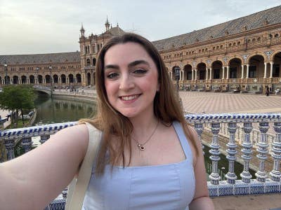 Profesional 26y/o looking for cosy flat Main Photo