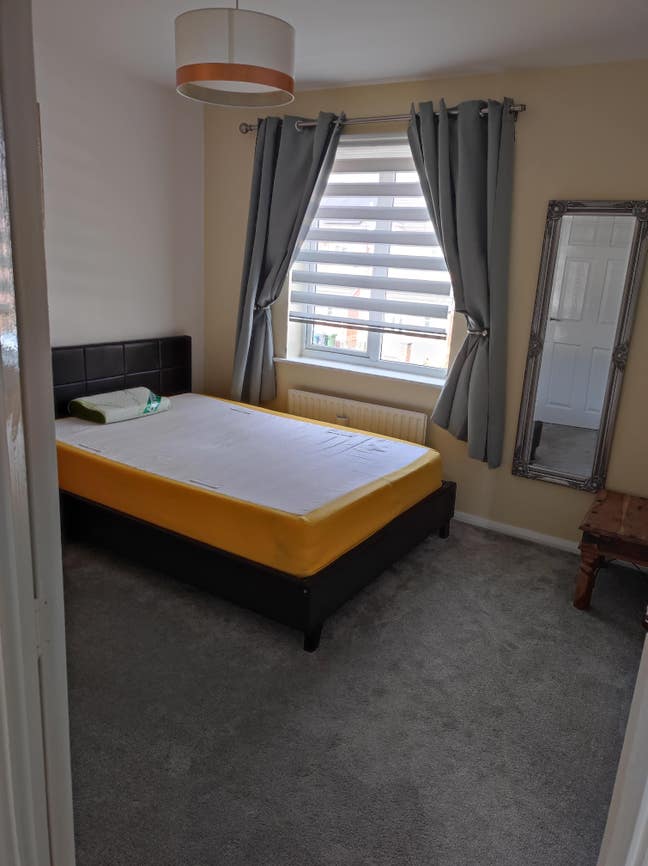 Large double room  Main Photo