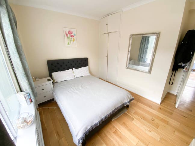 ✨ Amazing Double Room in Stylish Flat! ✨ Main Photo