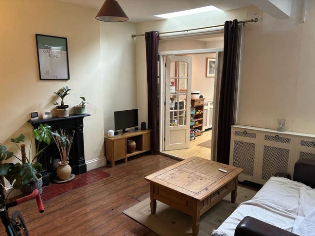 ✨Friendly houseshare looking for a housemate✨ Main Photo