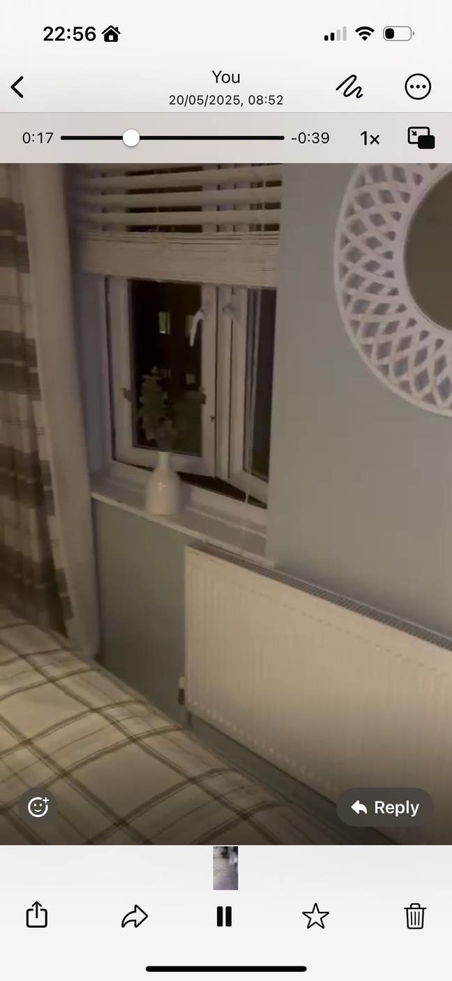 2 double rooms available  Main Photo