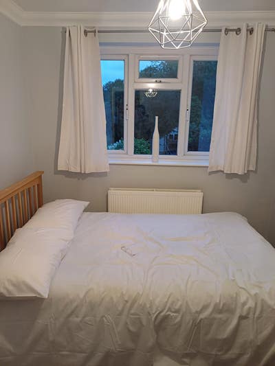Lovely double bedroom available Main Photo