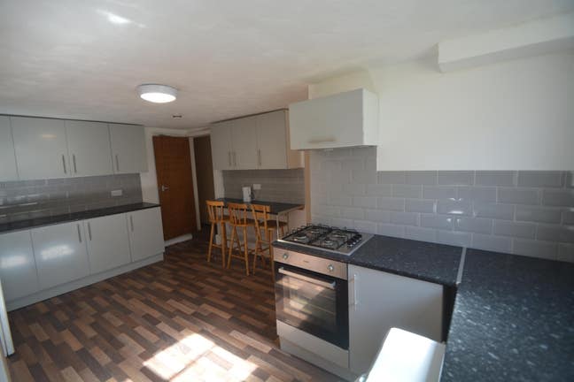 Spacious Rooms Near Uni / City Centre - Bills Inc Main Photo