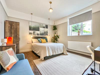 Market Leading HMO, Bury Main Photo