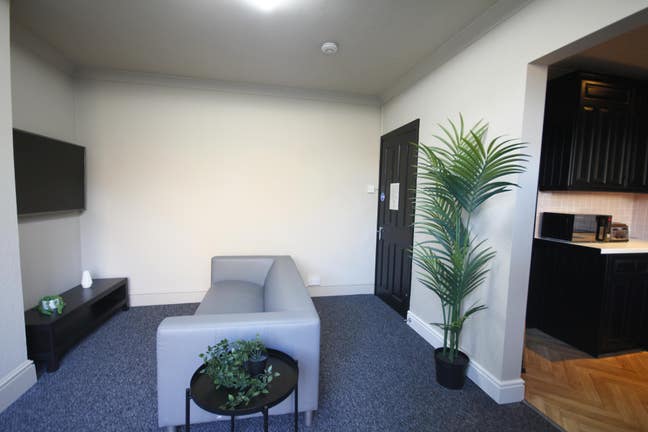 **Amazing House Share in Guildford** Main Photo