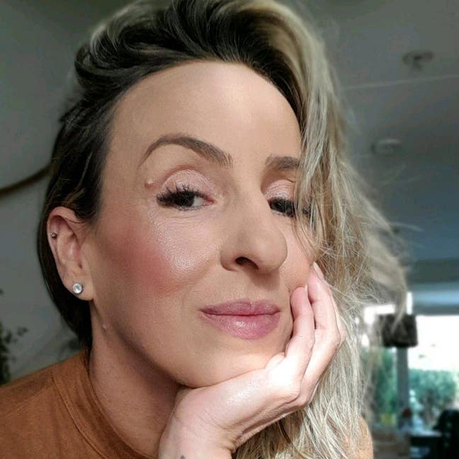 Organised & Friendly Professional Seeks Room Main Photo