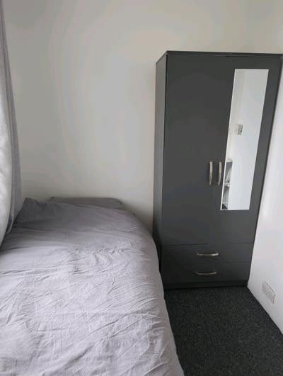 Single room near Asda Main Photo