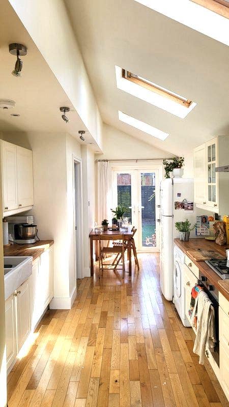 Double bedroom with ensuite, Mon-Fri Main Photo