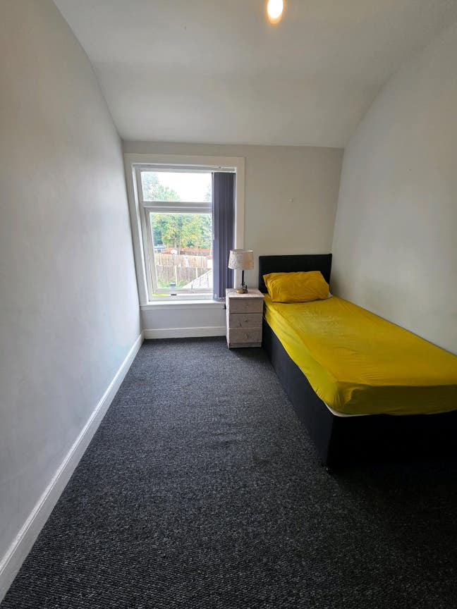Room available for rent Main Photo