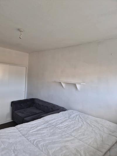Nice size room for single person. Main Photo
